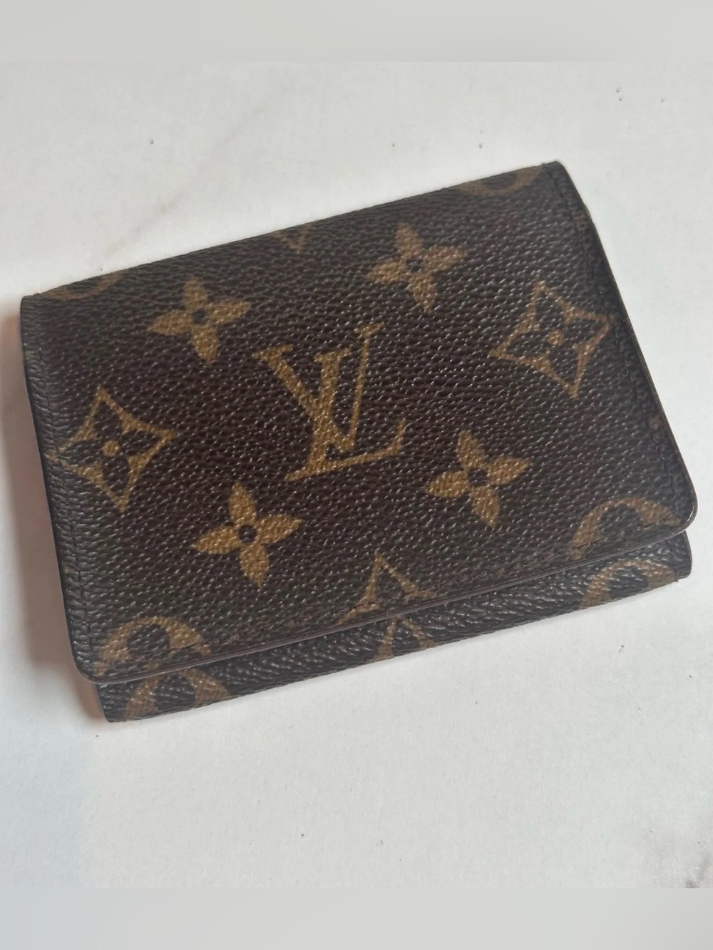 Auth Louis Vuitton Monogram
Enveloppe Carte de Visite